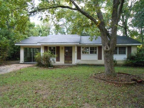 509 Estes Cir, Mobile, AL 36609