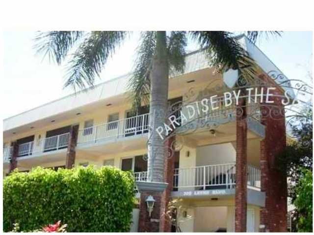 250 LAYNE BL # 202-2, Hallandale, FL 33009