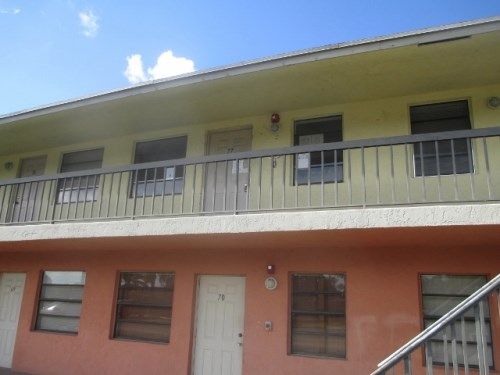 4897 Chacha Ct Apt 77, West Palm Beach, FL 33415