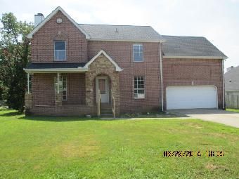 484 Forest Ridge Dr, La Vergne, TN 37086