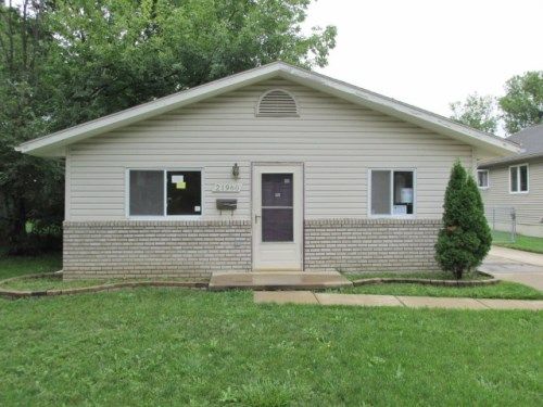 21960 Panama Ave, Warren, MI 48091