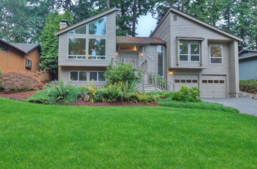 7024 75th St SW, Lakewood, WA 98498