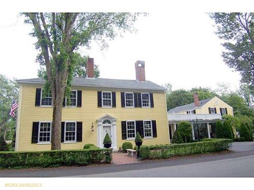 17 Maine Street, Kennebunkport, ME 04046