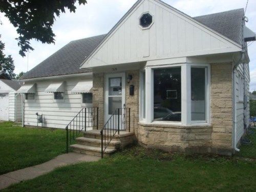 319 Saint Charles St, Winona, MN 55987