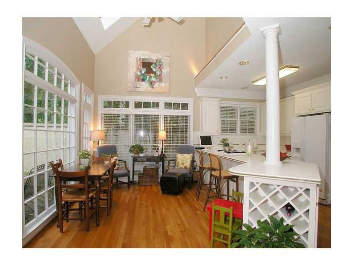 3518 Knollhaven Drive, Atlanta, GA 30319