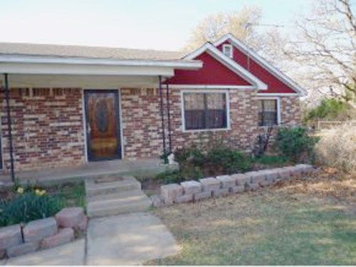 15050 E Post Oak, Hookstown, PA 15050