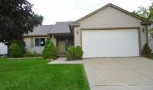 1276 Edgebrook Dr Unit 32 Howell, MI 48843
