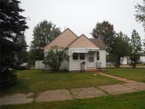 500 4th St SW, Chisholm, MN 55719
