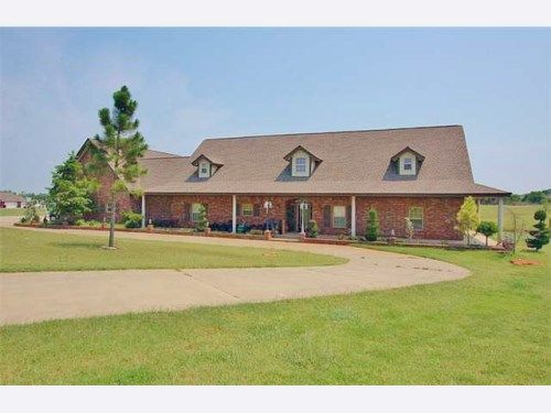 1017 Lake Front Drive, Blanchard, OK 73010