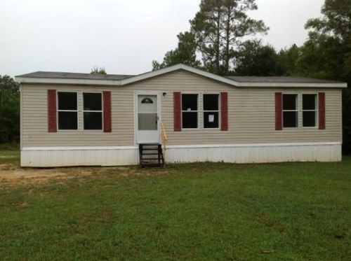 9301 Entrekin Ave, Vancleave, MS 39565