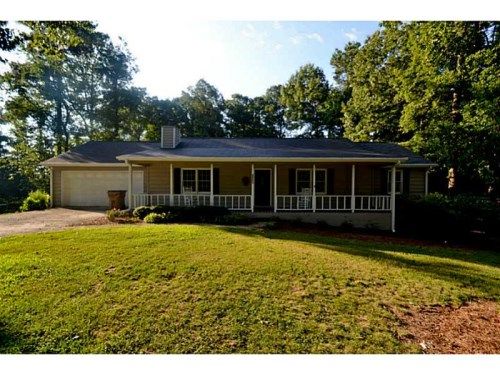 1172 Oak Grove Circle, Lawrenceville, GA 30043