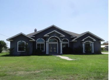 415 E Thomas St, Brackettville, TX 78832