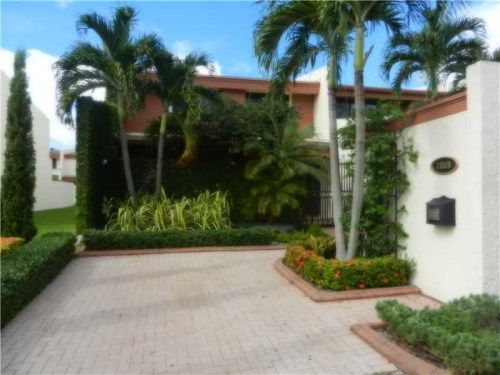 7859 SW 106 CR # ., Miami, FL 33173