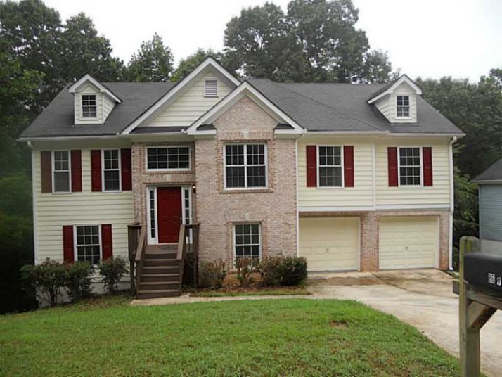 8607 Dogwood Court, Douglasville, GA 30135