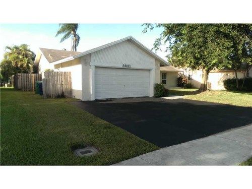8631 NW 47TH ST, Fort Lauderdale, FL 33351