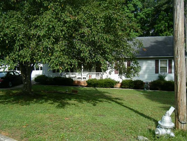 1600 Oleander Lane, Lilburn, GA 30047