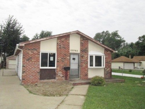 23763 Wellington Ave, Warren, MI 48089