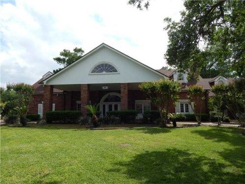 41 Colony Rd, Gretna, LA 70056