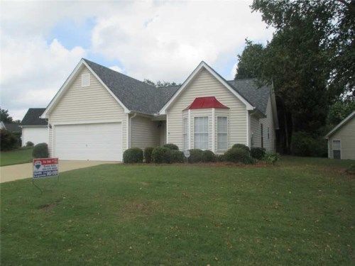 2235 Laurel Pointe Lane, Lawrenceville, GA 30043