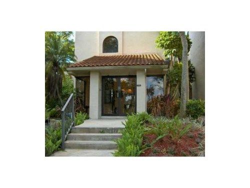 6060 S FALLS CIRCLE DR # 220, Fort Lauderdale, FL 33319