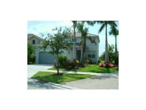 1647 WINTERBERRY LN, Fort Lauderdale, FL 33327