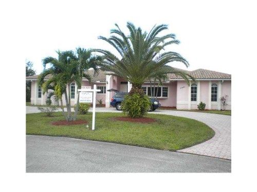 11401 NW 4 CT, Fort Lauderdale, FL 33325