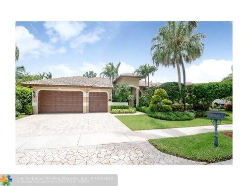 2502 MONTCLAIRE CIR, Fort Lauderdale, FL 33327