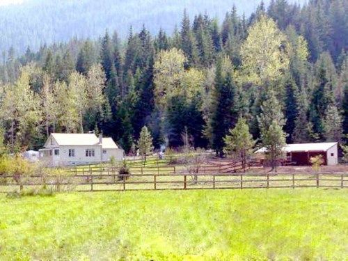 2752 West Fork Pine Creek, Pinehurst, ID 83850