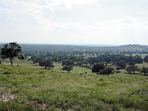 66 Cypress View Drive, Johnson City, TX 78636