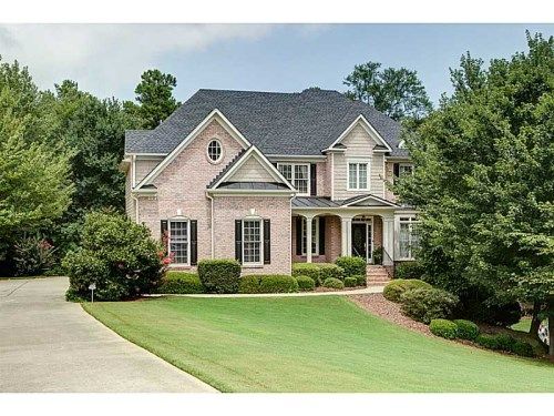 4605 East Point Drive, Cumming, GA 30041