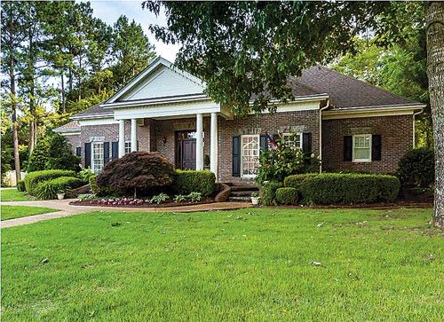 2604 Calumet Drive, Brownsboro, AL 35741