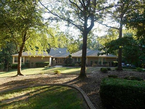 205 Melanie Lane, Fayetteville, GA 30214