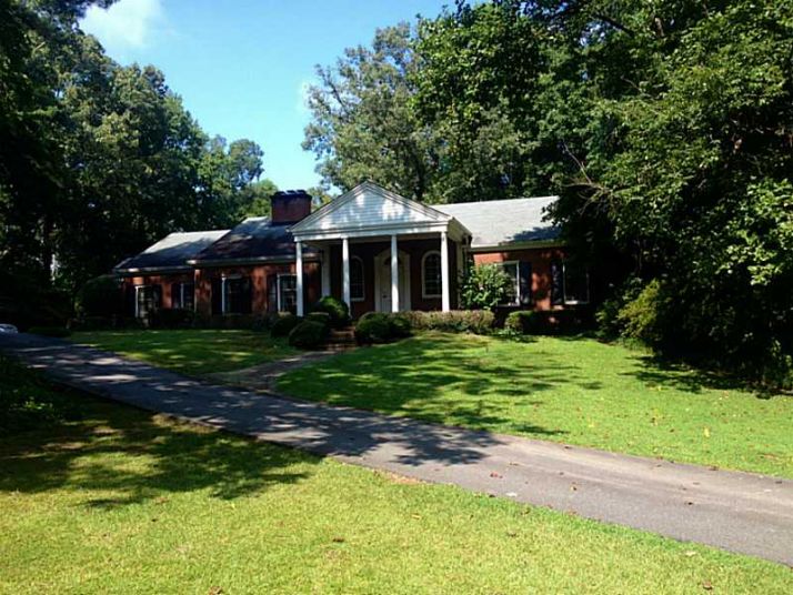 711 Nw W Conway Drive Nw, Atlanta, GA 30327
