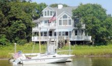 172 Daniels Island Rd Mashpee, MA 02649