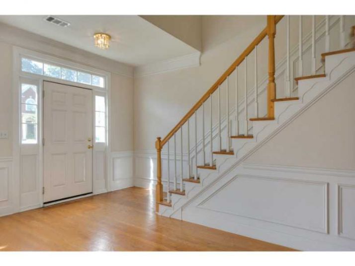 700 Glenridge Close Drive, Atlanta, GA 30328