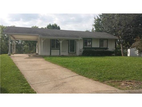 17 Jade Ln, Washington, MO 63090