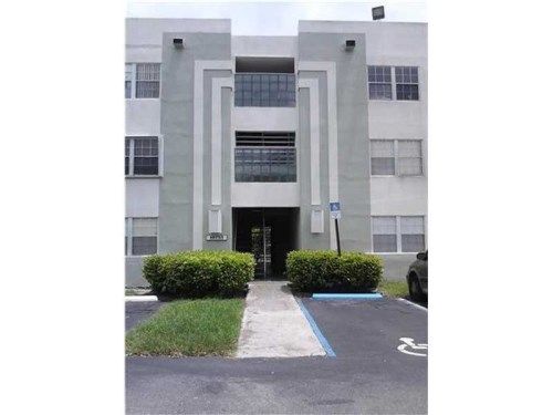 10755 SW 108 AV # 201, Miami, FL 33176