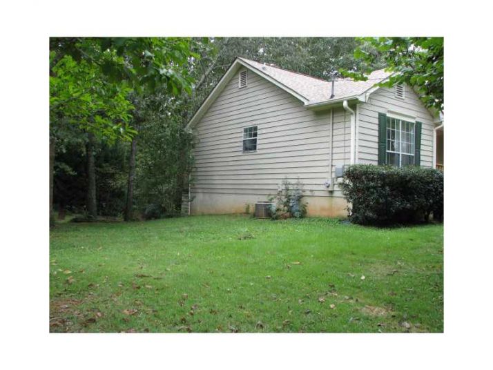 4229 Sturbridge Drive, Douglasville, GA 30135