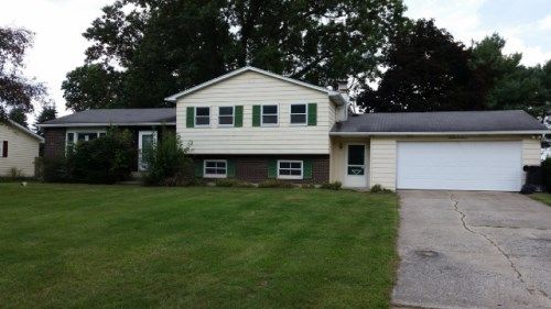 10267 Adams Acres Ct, Granger, IN 46530