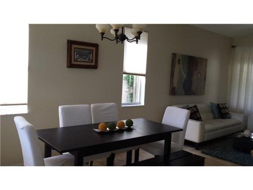 931 FALLING WATER RD, Fort Lauderdale, FL 33326