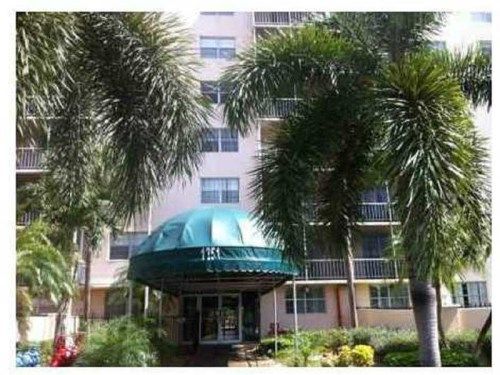 1251 NE 108 ST # 515, Miami, FL 33161