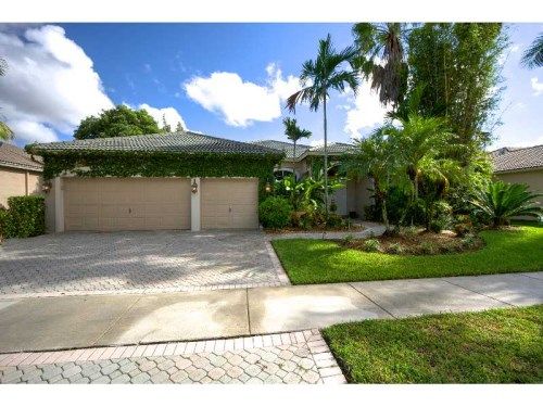 2492 EAGLE RUN DR, Fort Lauderdale, FL 33327
