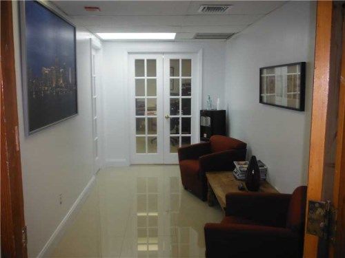 13499 BISCAYNE BL # CUM4, Miami, FL 33181