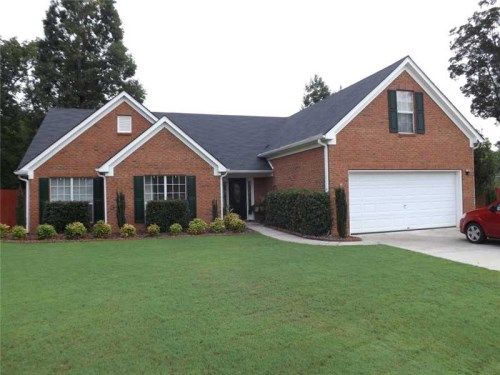 1813 Fountain Cove Court, Lawrenceville, GA 30042