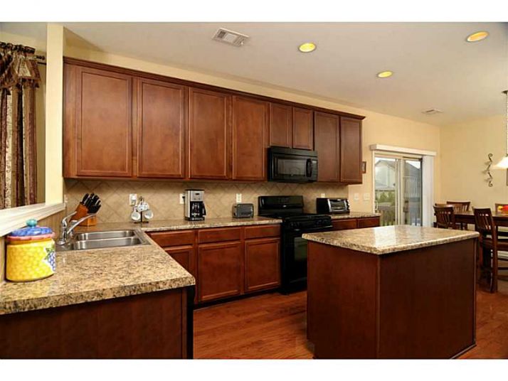 606 East Hampton Place, Canton, GA 30115