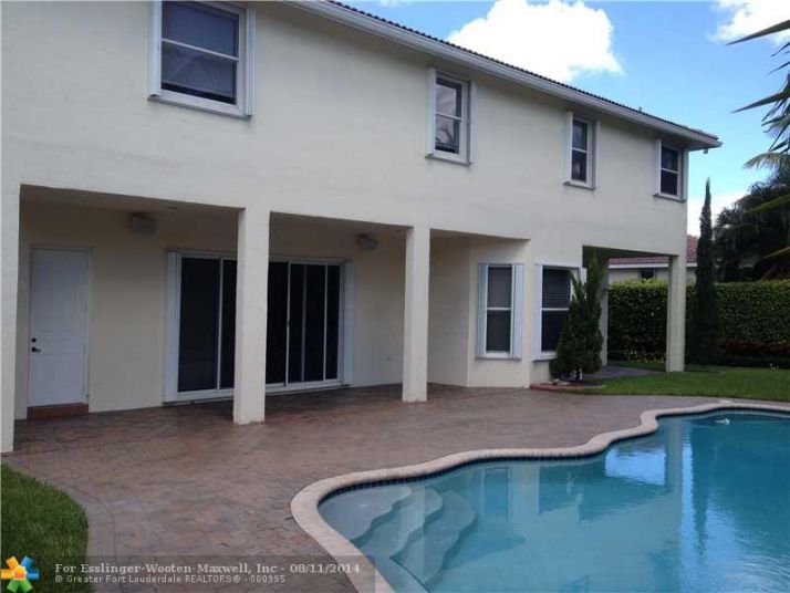 1673 VICTORIA POINTE CIR, Fort Lauderdale, FL 33327