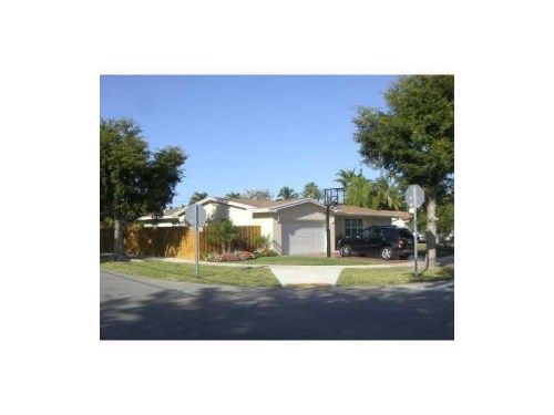 2301 NE 196 ST, Miami, FL 33180