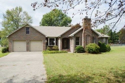 4023 Belle Rd, Fayetteville, TN 37334