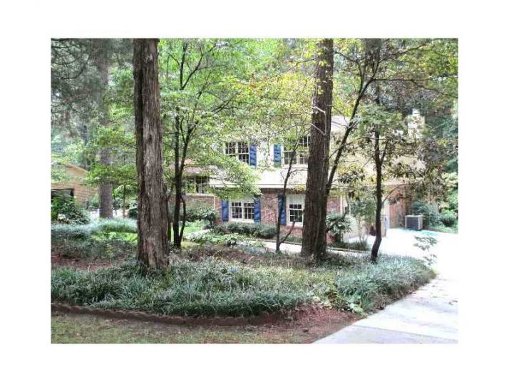 637 Winding Valley Drive, Lilburn, GA 30047