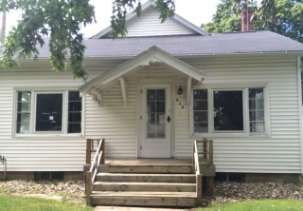 815 South 12th St, Goshen, IN 46526